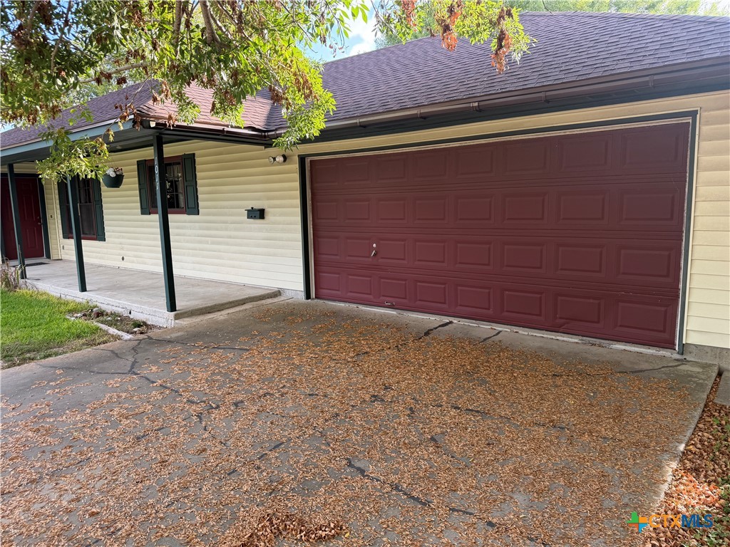1011 N Ann Street Property Photo 1