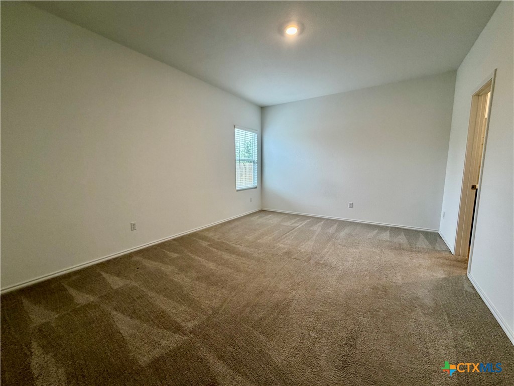 112 The Bad Way Property Photo 8