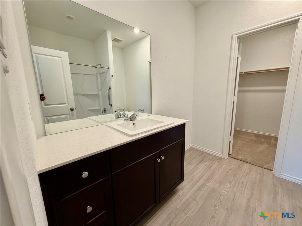 112 The Bad Way Property Photo 9