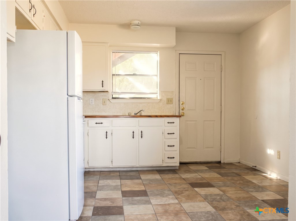 813 N 5th Street B Property Photo 4