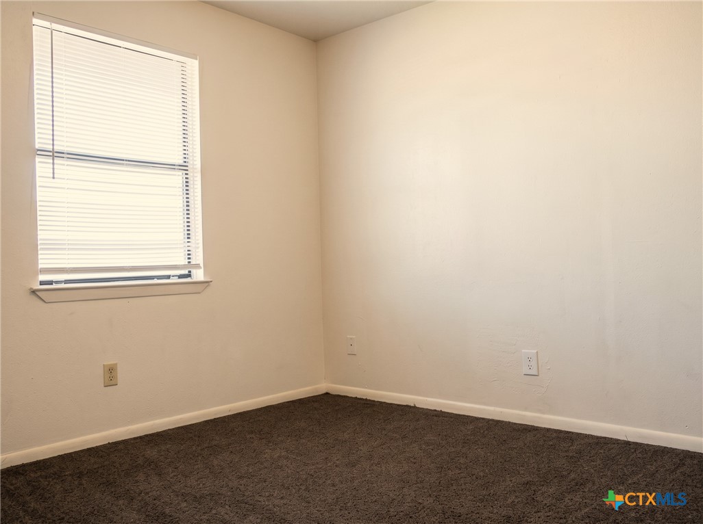 813 N 5th Street B Property Photo 7