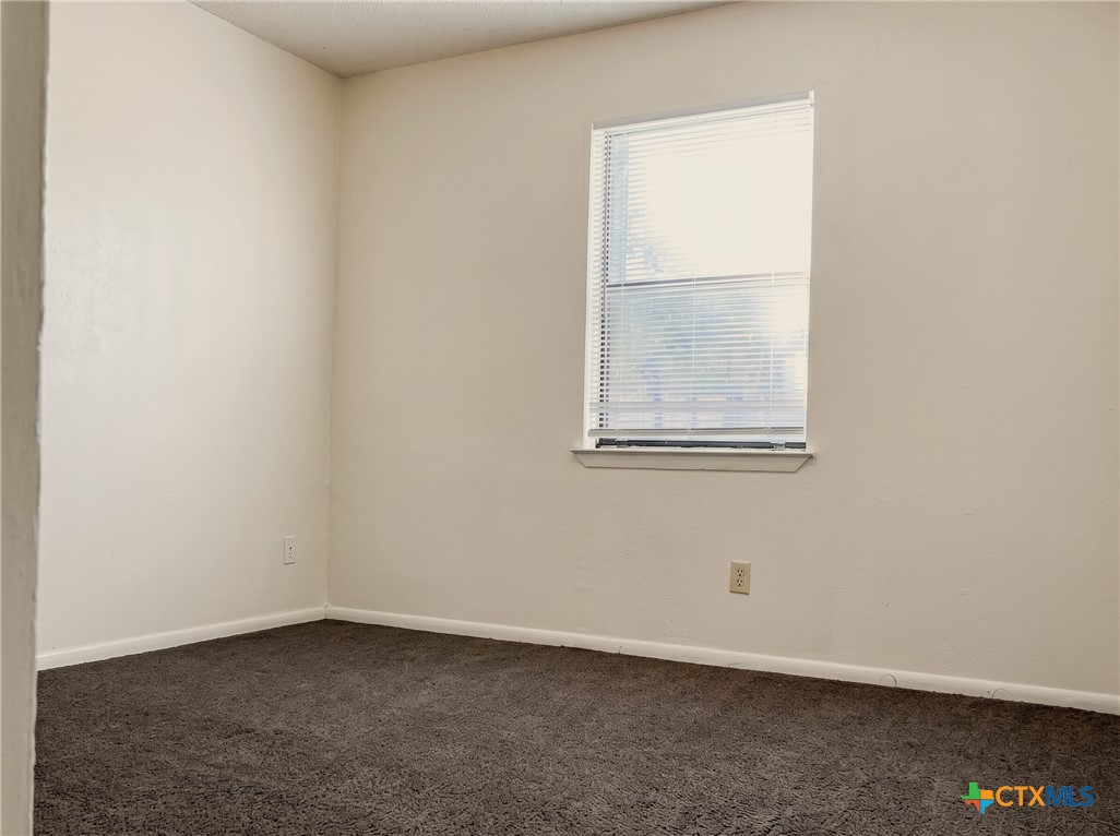 813 N 5th Street B Property Photo 9