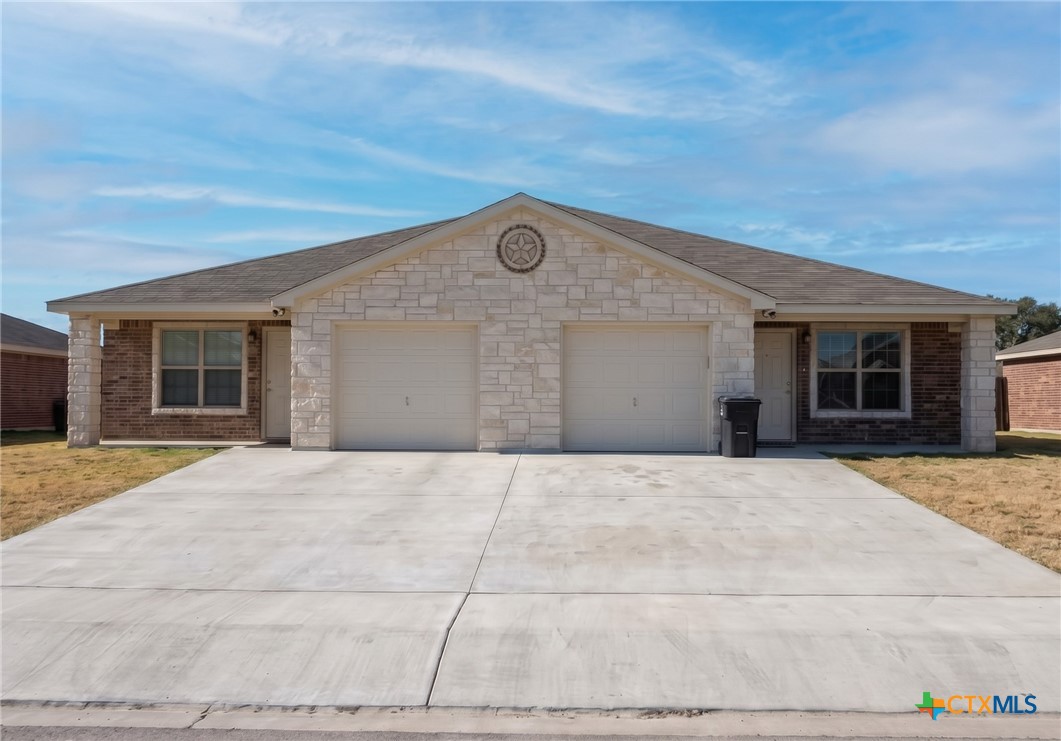 4508 Cambridge Drive B Property Photo 1