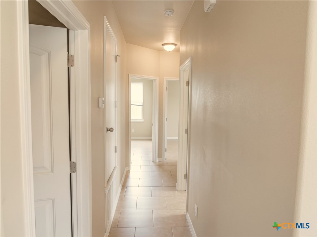 4508 Cambridge Drive B Property Photo 6
