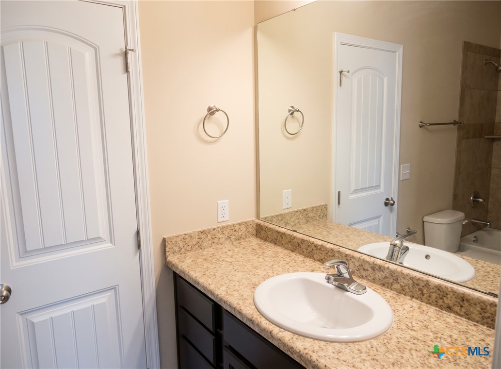 4508 Cambridge Drive B Property Photo 16