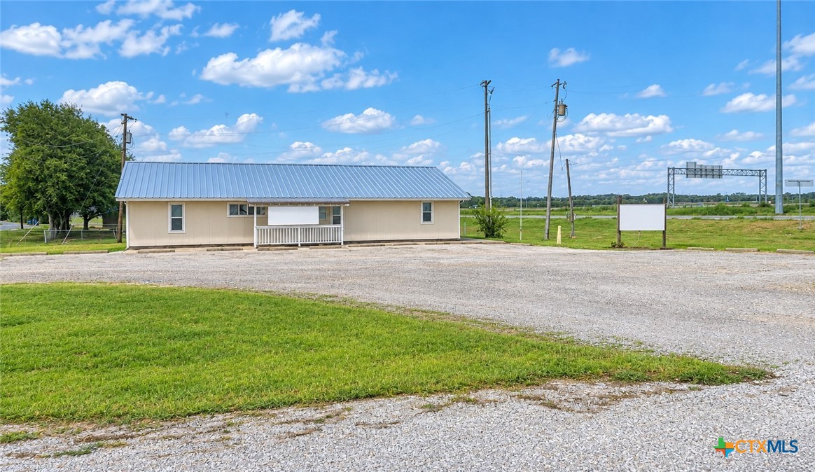 2501 N Colorado Street Property Photo 2