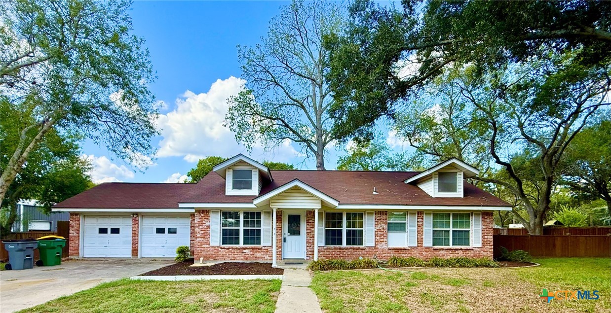 306 Angus Street Property Photo 1