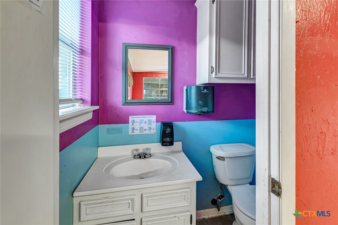 105 Ward Street Property Photo 8