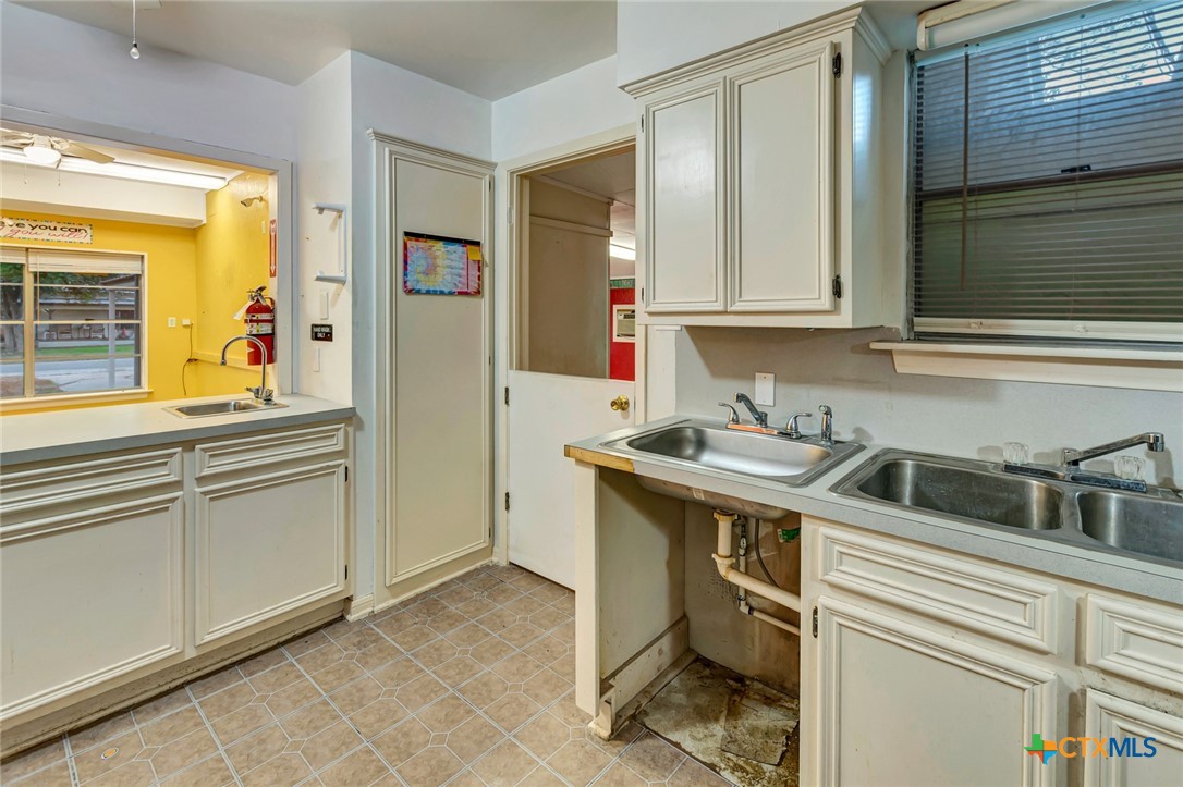 105 Ward Street Property Photo 21
