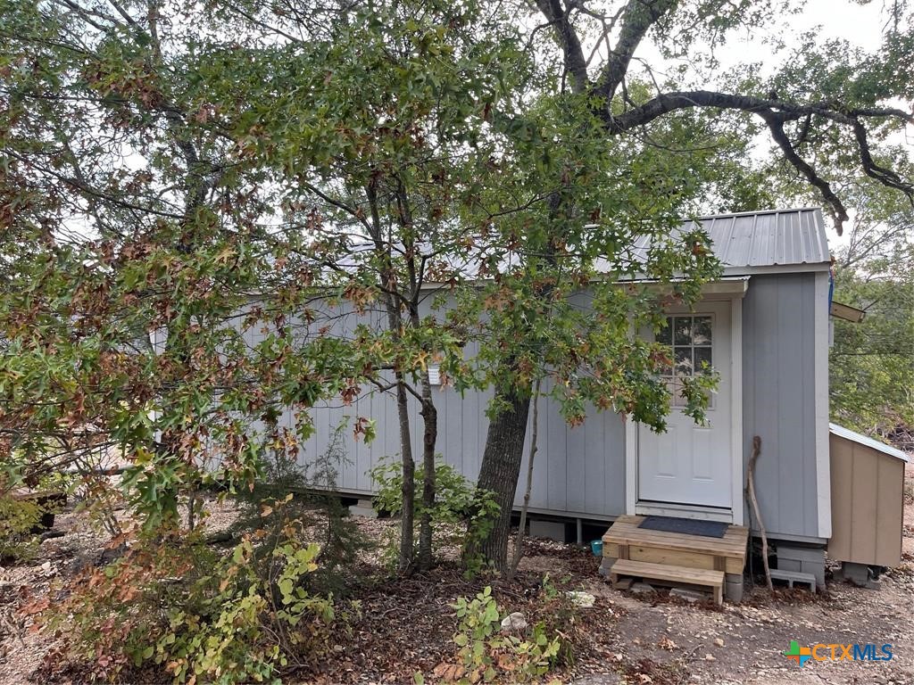 740 County Road 334 Property Photo 3