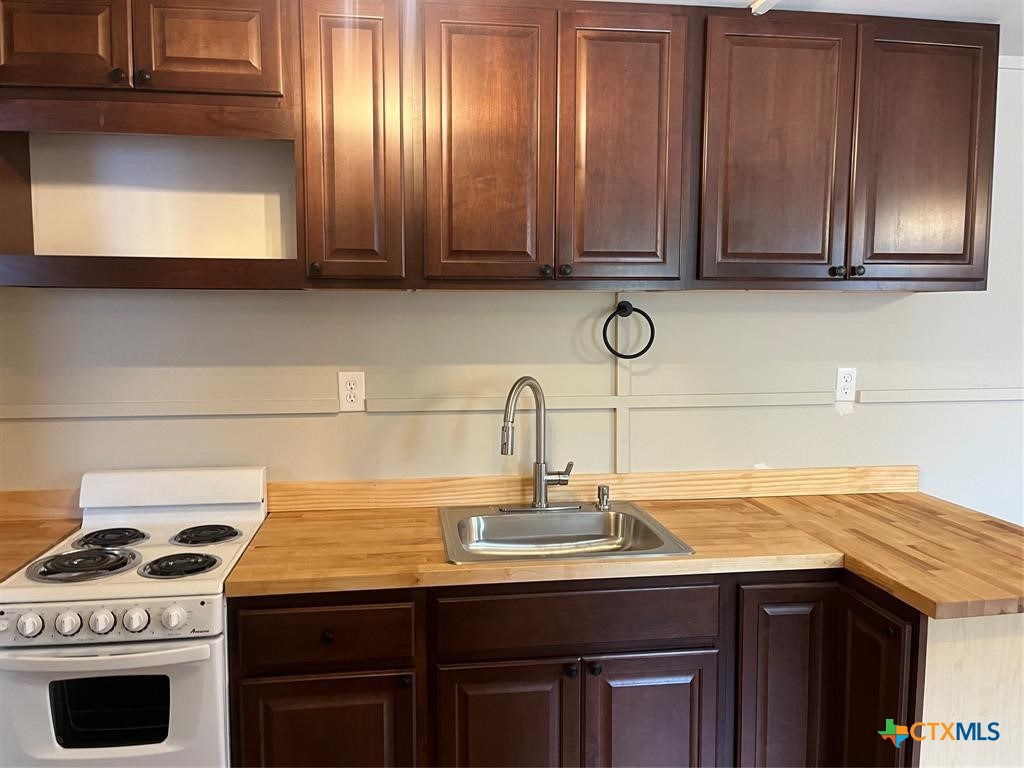 720 County Road 334 Property Photo 17