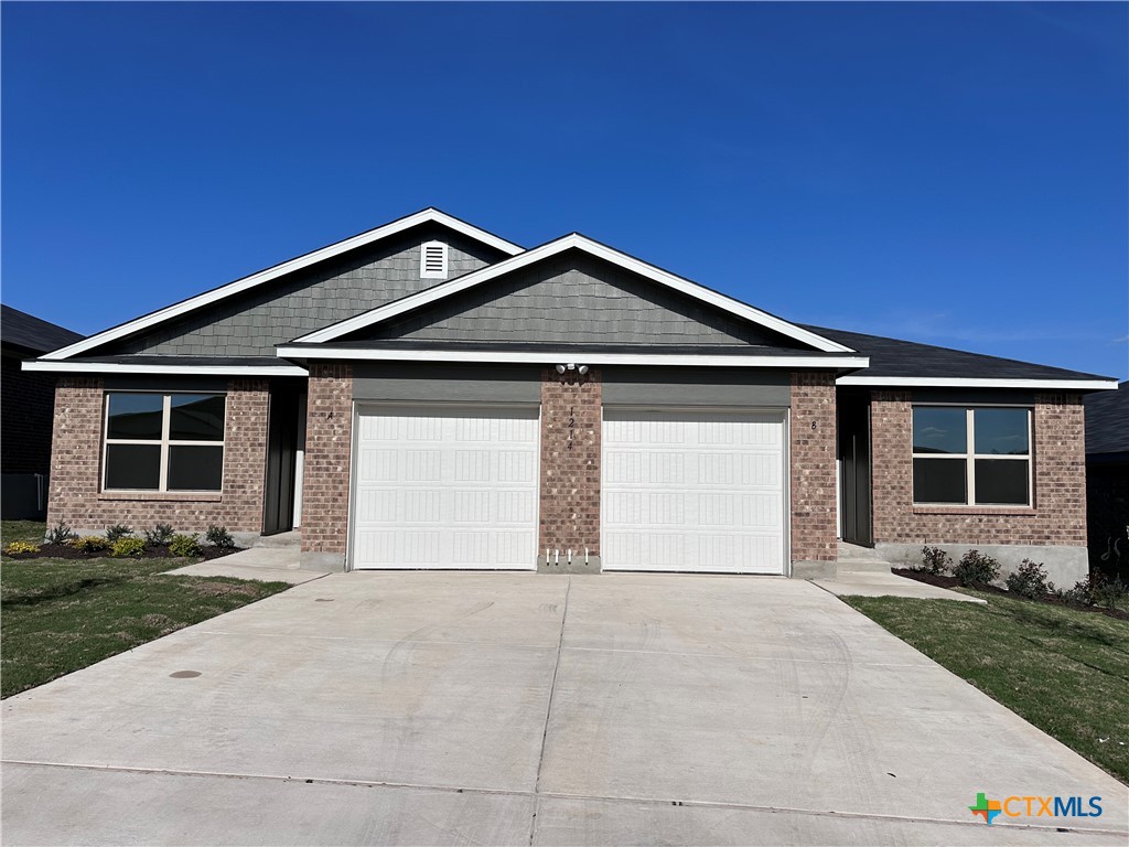 1214 Lehmann Drive B Property Photo 1