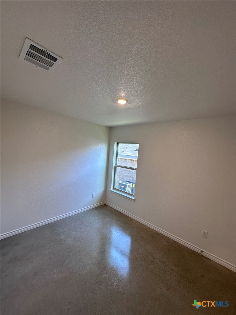 1214 Lehmann Drive B Property Photo 15