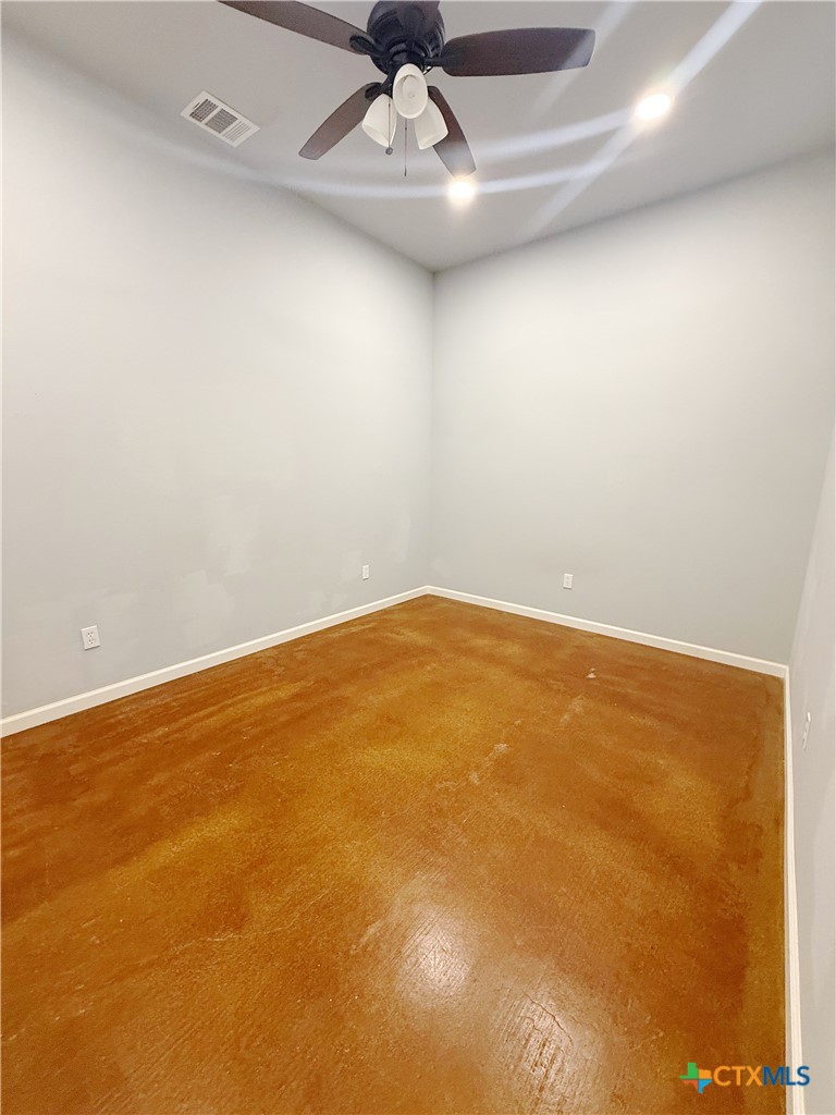 117 S Emma C Property Photo 5