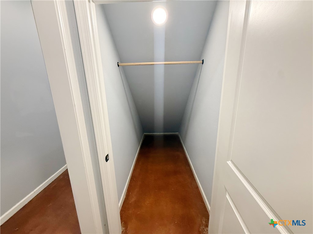 117 S Emma C Property Photo 8