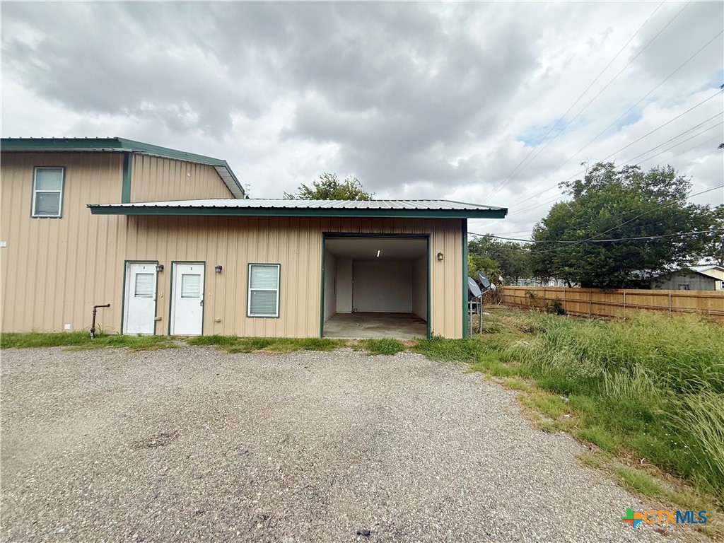 117 S Emma C Property Photo 10