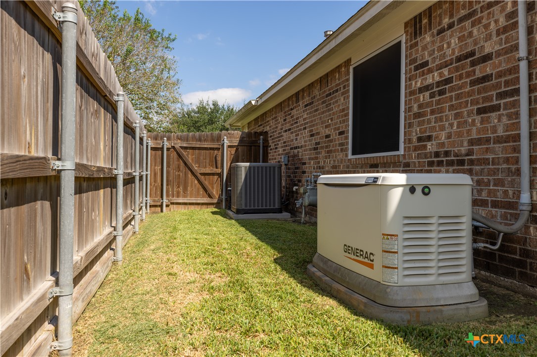 305 Waterstone Property Photo 30