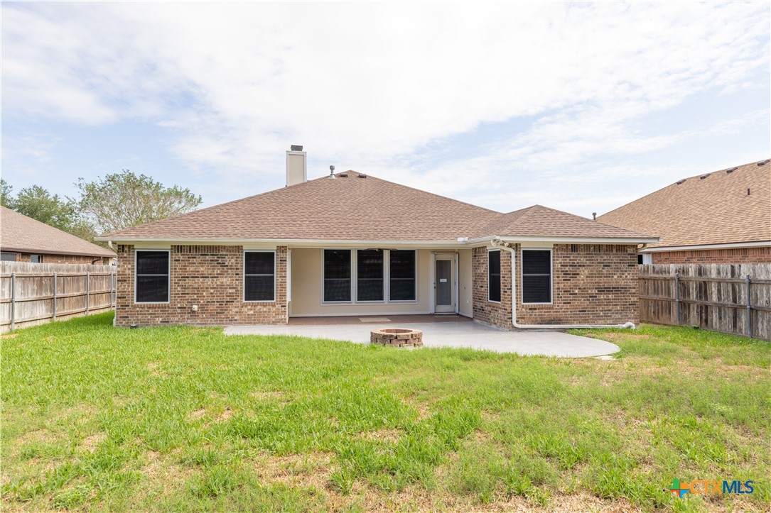 305 Waterstone Property Photo 32