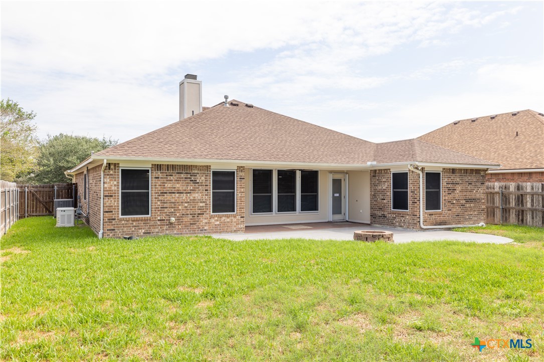 305 Waterstone Property Photo 33