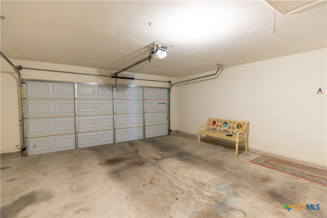 305 Waterstone Property Photo 36