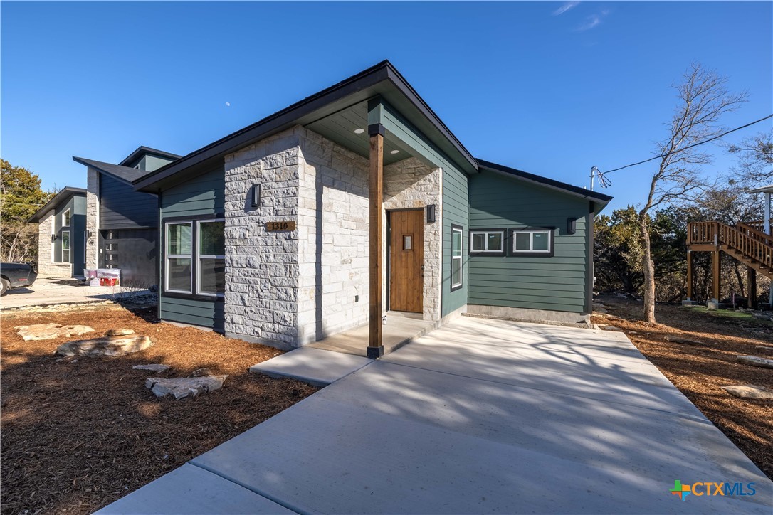 1310 Mountain Top Loop Property Photo 2