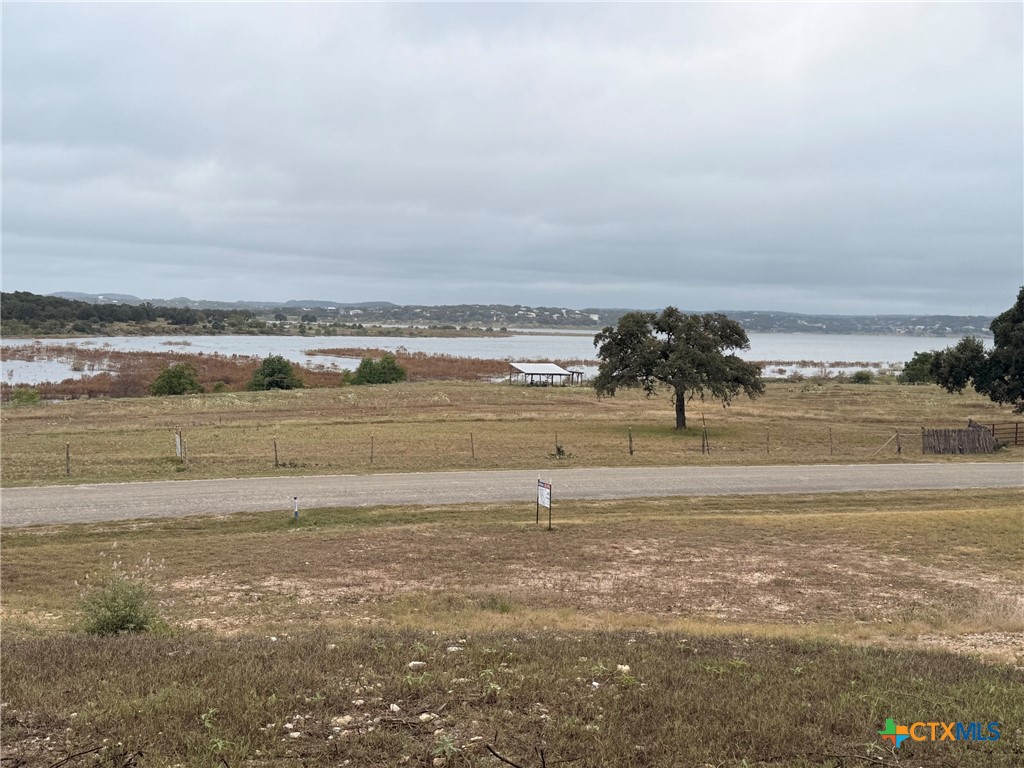 4300 Potters Creek Road Property Photo 1