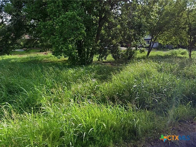 101 N Victoria Street Property Photo 1