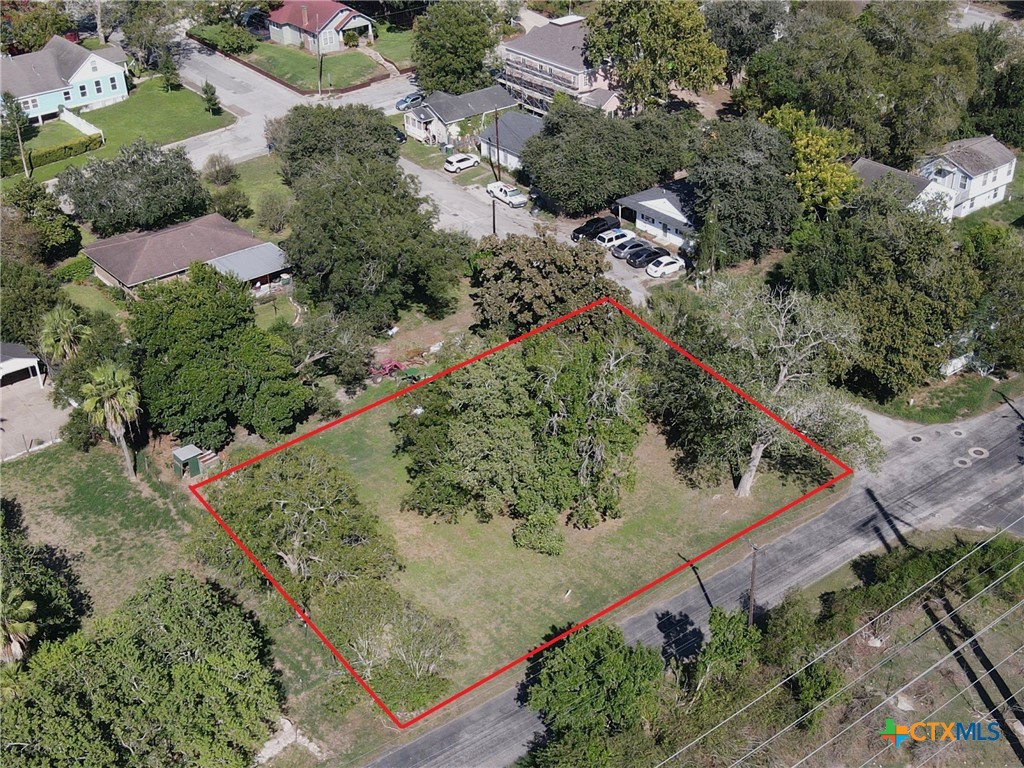 101 N Victoria Street Property Photo 1