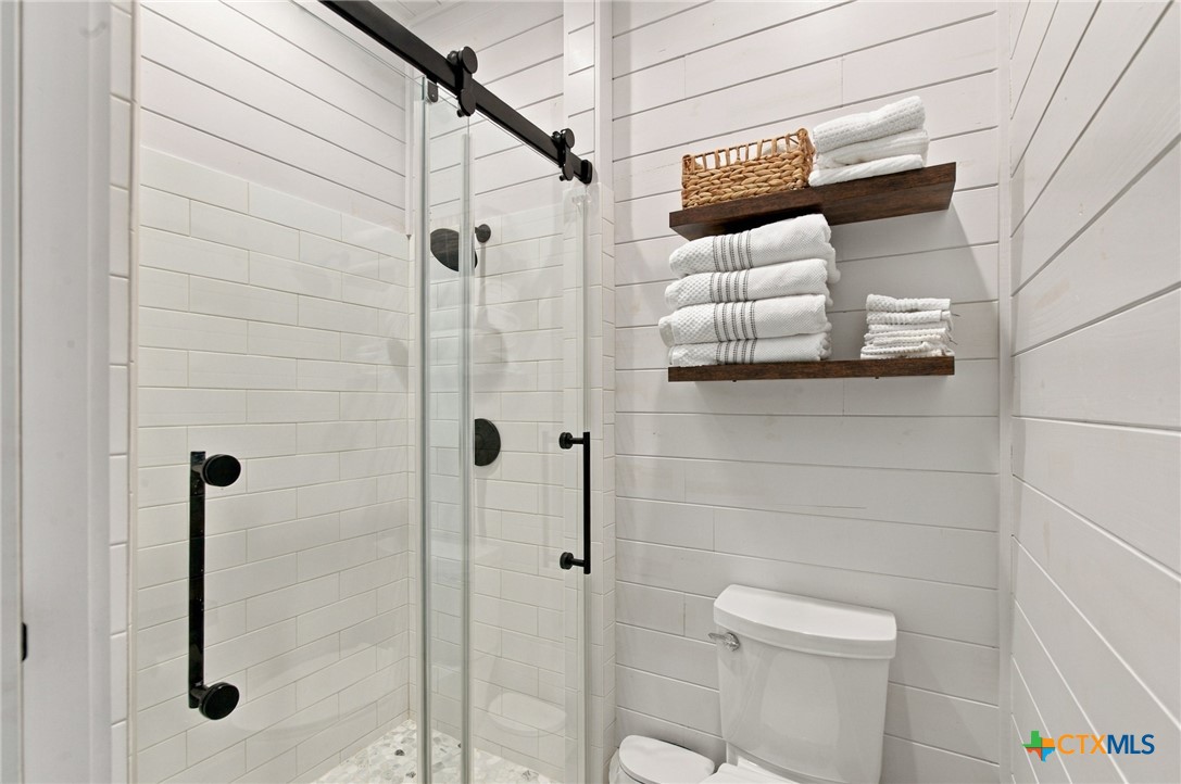 349 N Byers Street Property Photo 19