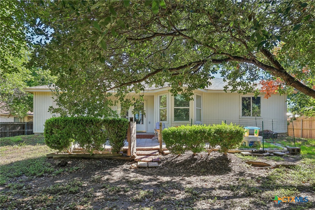 610 Sabine Circle Property Photo 33