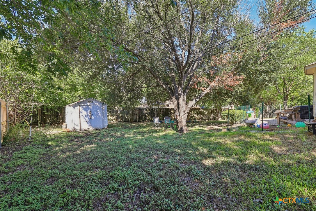 610 Sabine Circle Property Photo 34