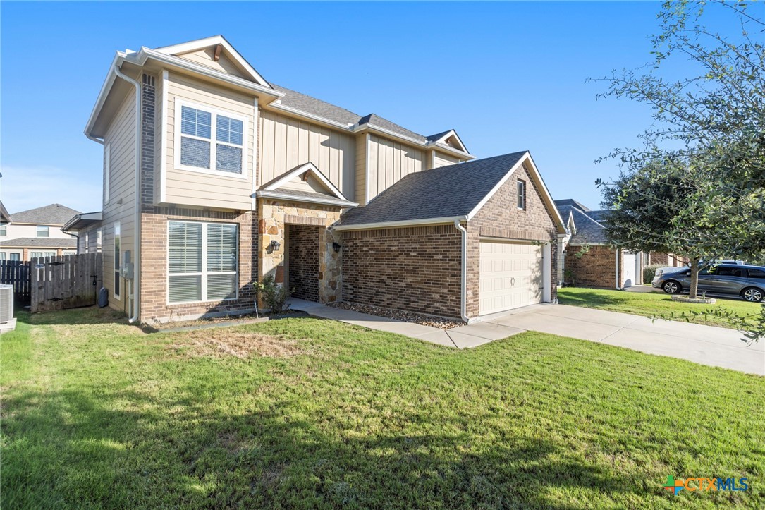 1219 Amber Dawn Drive Property Photo 3