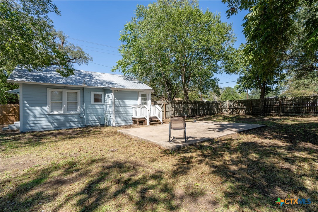 603 S Laurel Avenue Property Photo 4