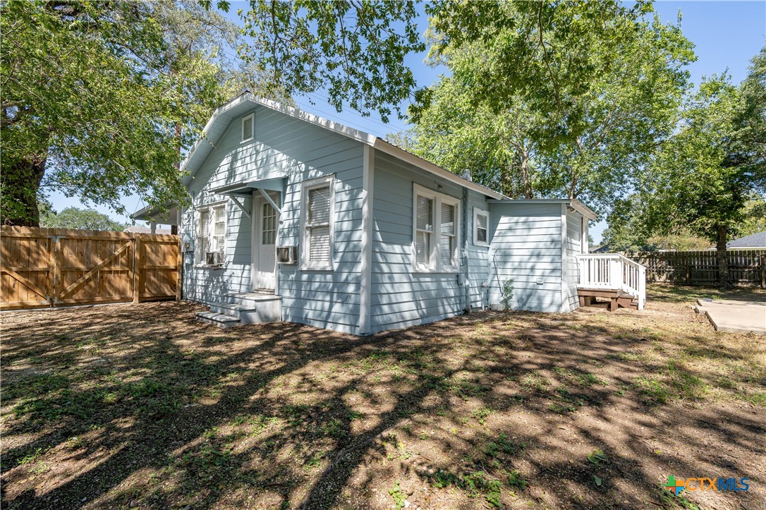 603 S Laurel Avenue Property Photo 18