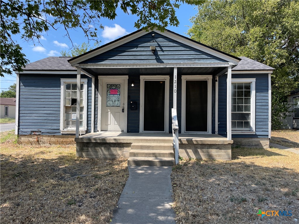 1210 S 3rd Street Property Photo 1