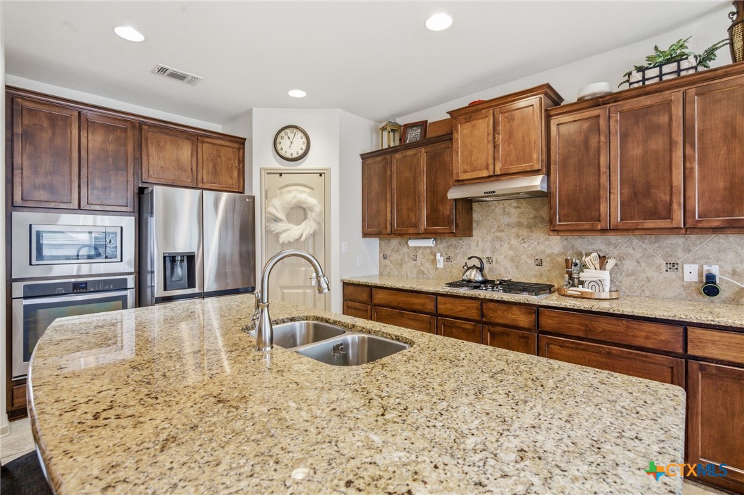 107 Brushy Creek Property Photo 12