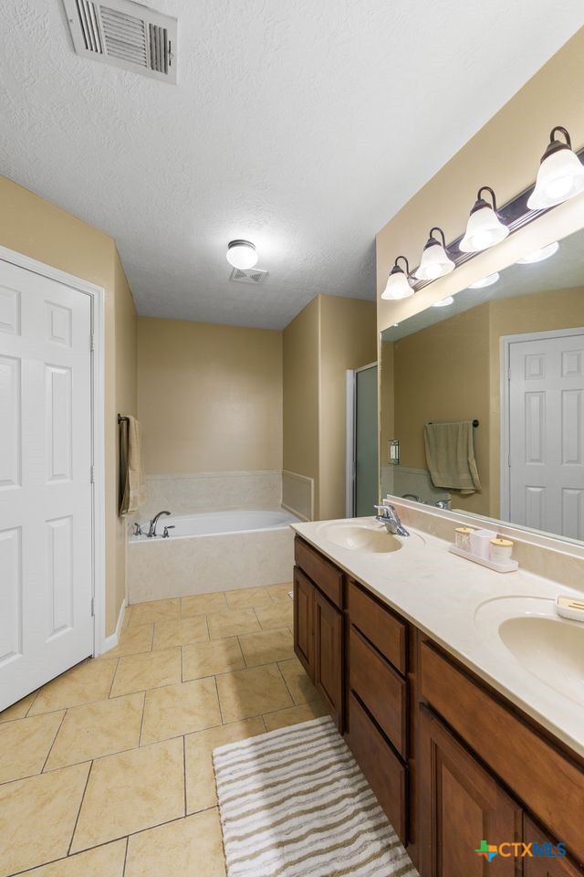 809 Buttercup Drive Property Photo 17