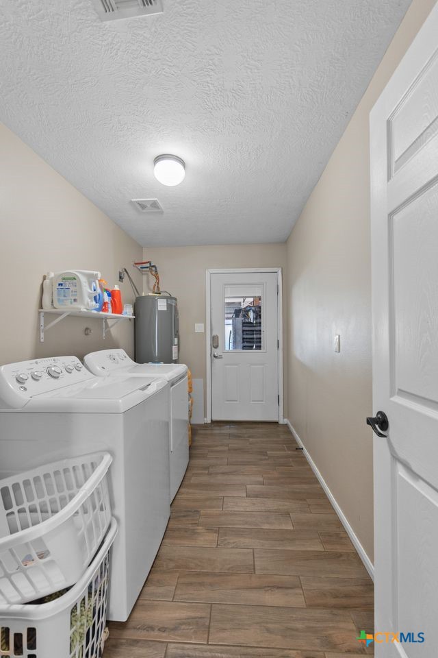 809 Buttercup Drive Property Photo 27