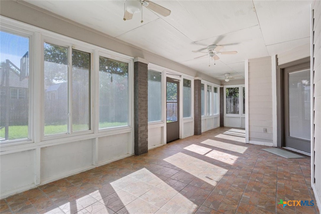 2001 Stonehenge Drive Property Photo 2