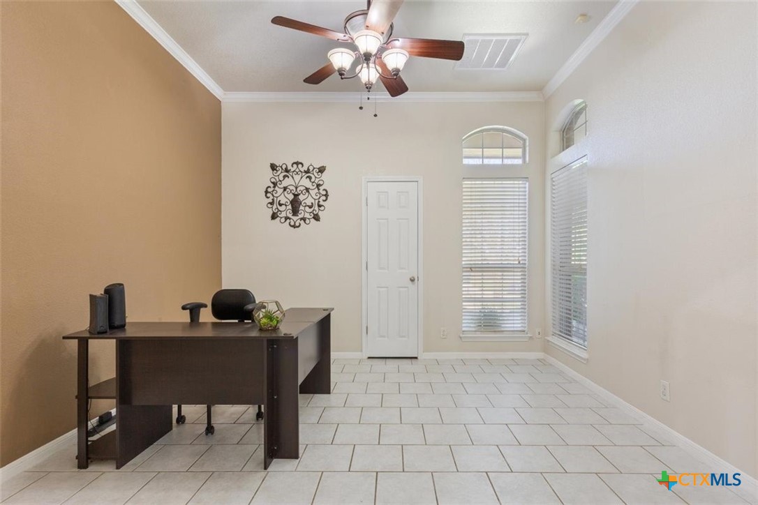 2001 Stonehenge Drive Property Photo 14