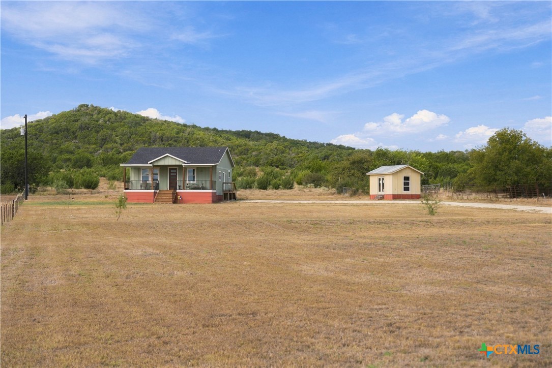 3051 County Road 3270 Property Photo 1
