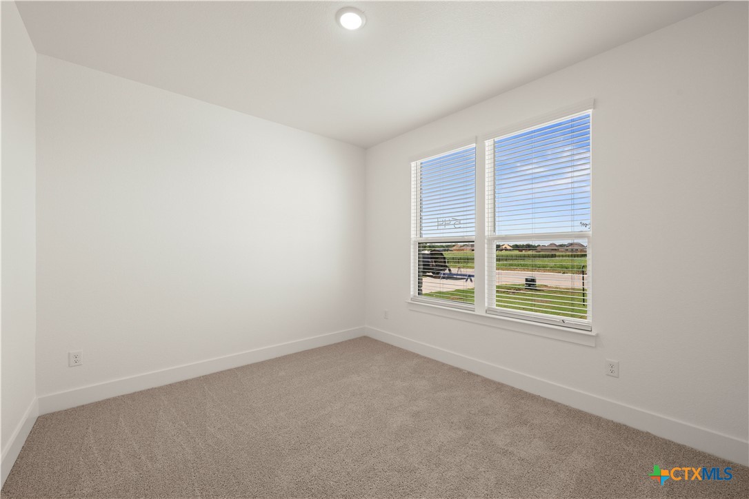 544 Gus Loop Property Photo 14