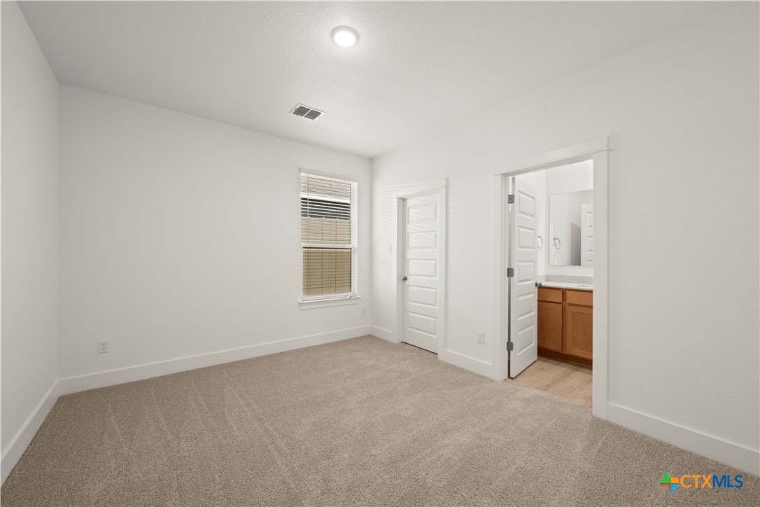 544 Gus Loop Property Photo 17