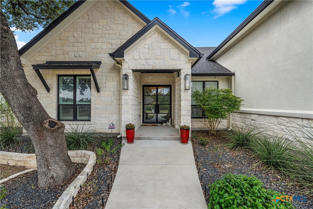 18 Cedro Circle Property Photo 4