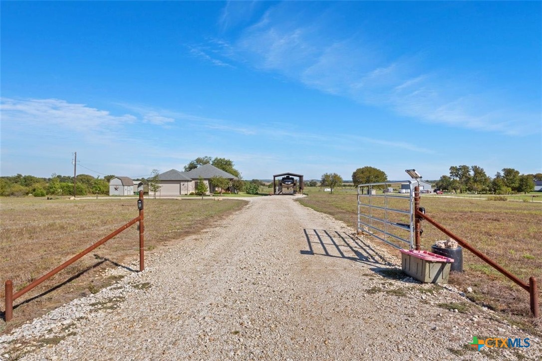 6565 Mother Neff Parkway Property Photo 3