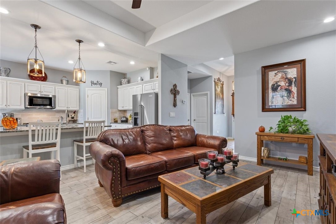 6565 Mother Neff Parkway Property Photo 8