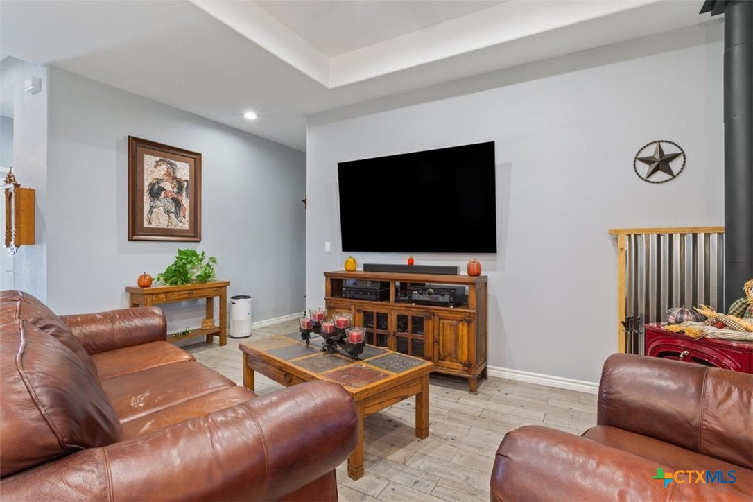 6565 Mother Neff Parkway Property Photo 9