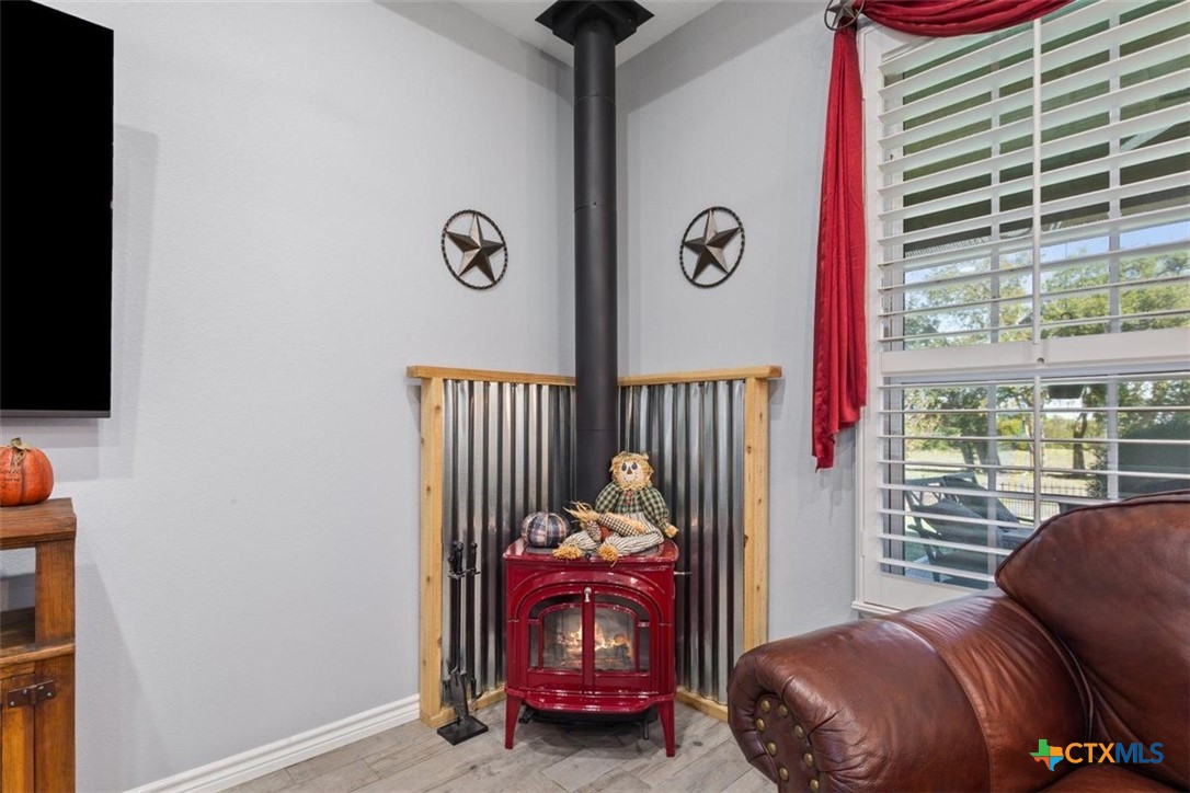 6565 Mother Neff Parkway Property Photo 10