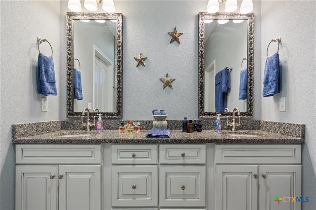 6565 Mother Neff Parkway Property Photo 22