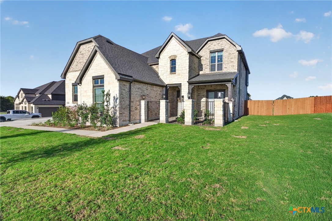 6910 Ben Houston Court Property Photo 3